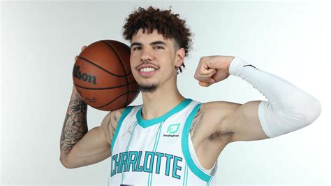 You can also upload and share your f<b>avorite <b>LaMelo </b>Ball<b></b> Hornets <b>wallpapers</b>. . Lamelo ball wallpaper 4k